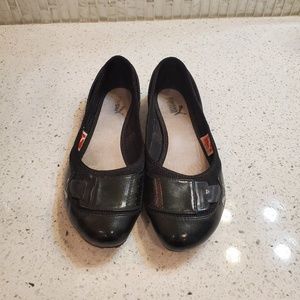 Puma Sabadella flats size 6